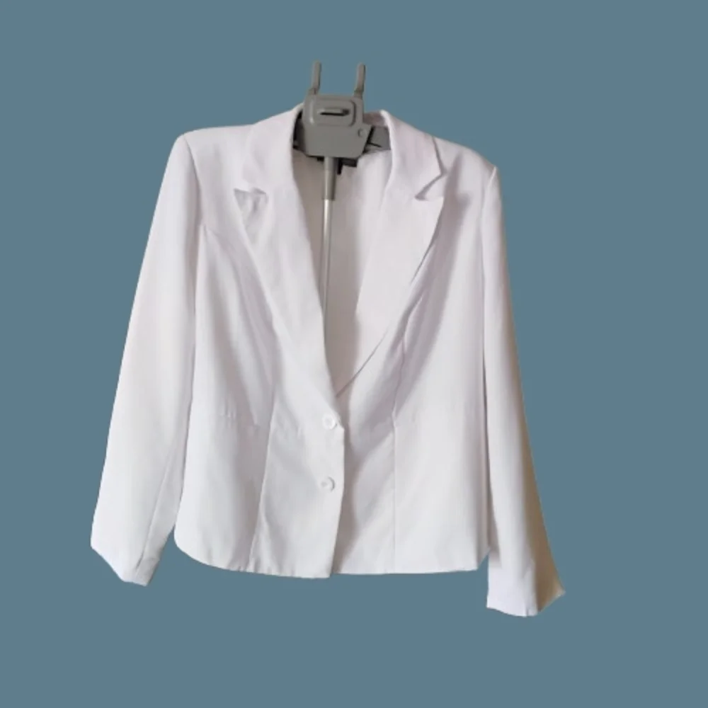 NWT Jssica‎ London Size 14 W White Blazer Classic 2 Buttons